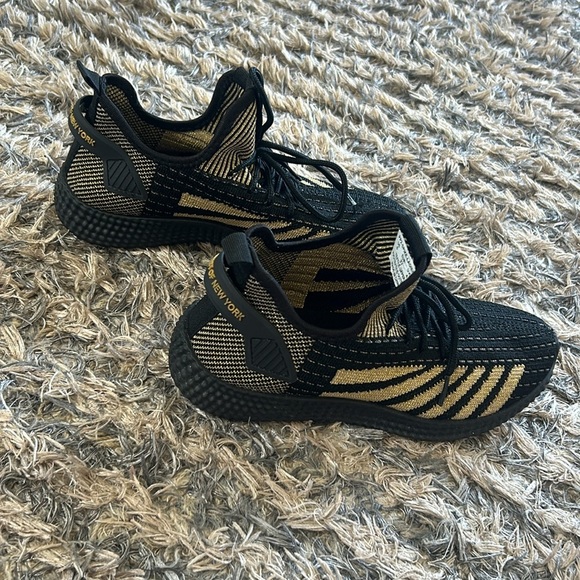 Shoes - New! Gold and Black Trendy Product Of New York Sneakers, Size 6